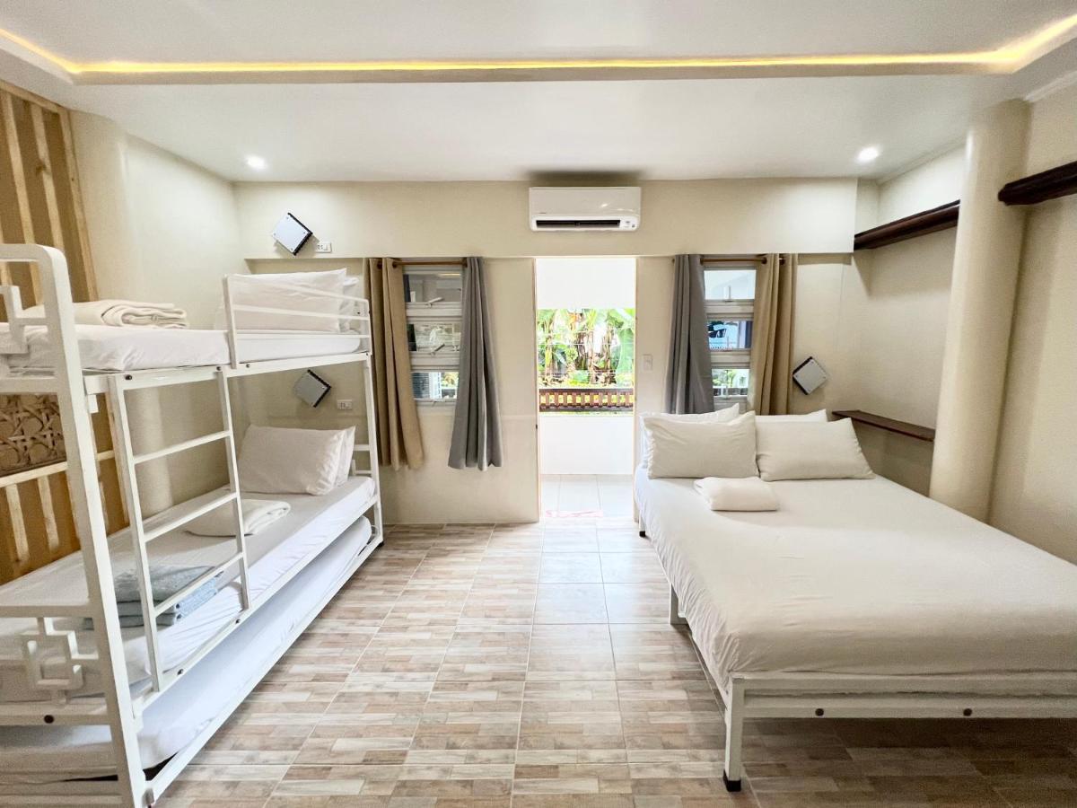 Balai Tinay Guesthouse Legazpi Exterior photo