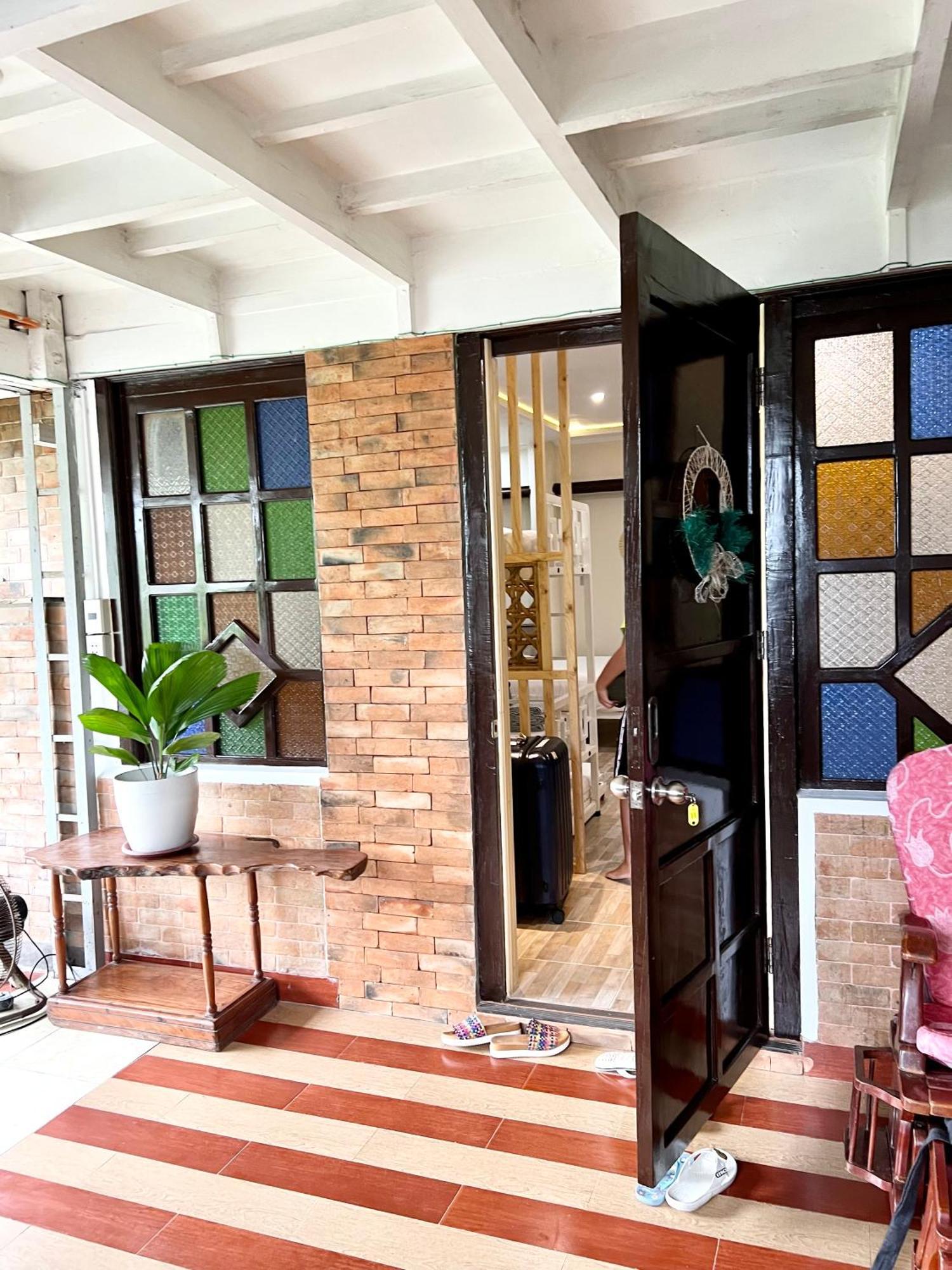 Balai Tinay Guesthouse Legazpi Room photo